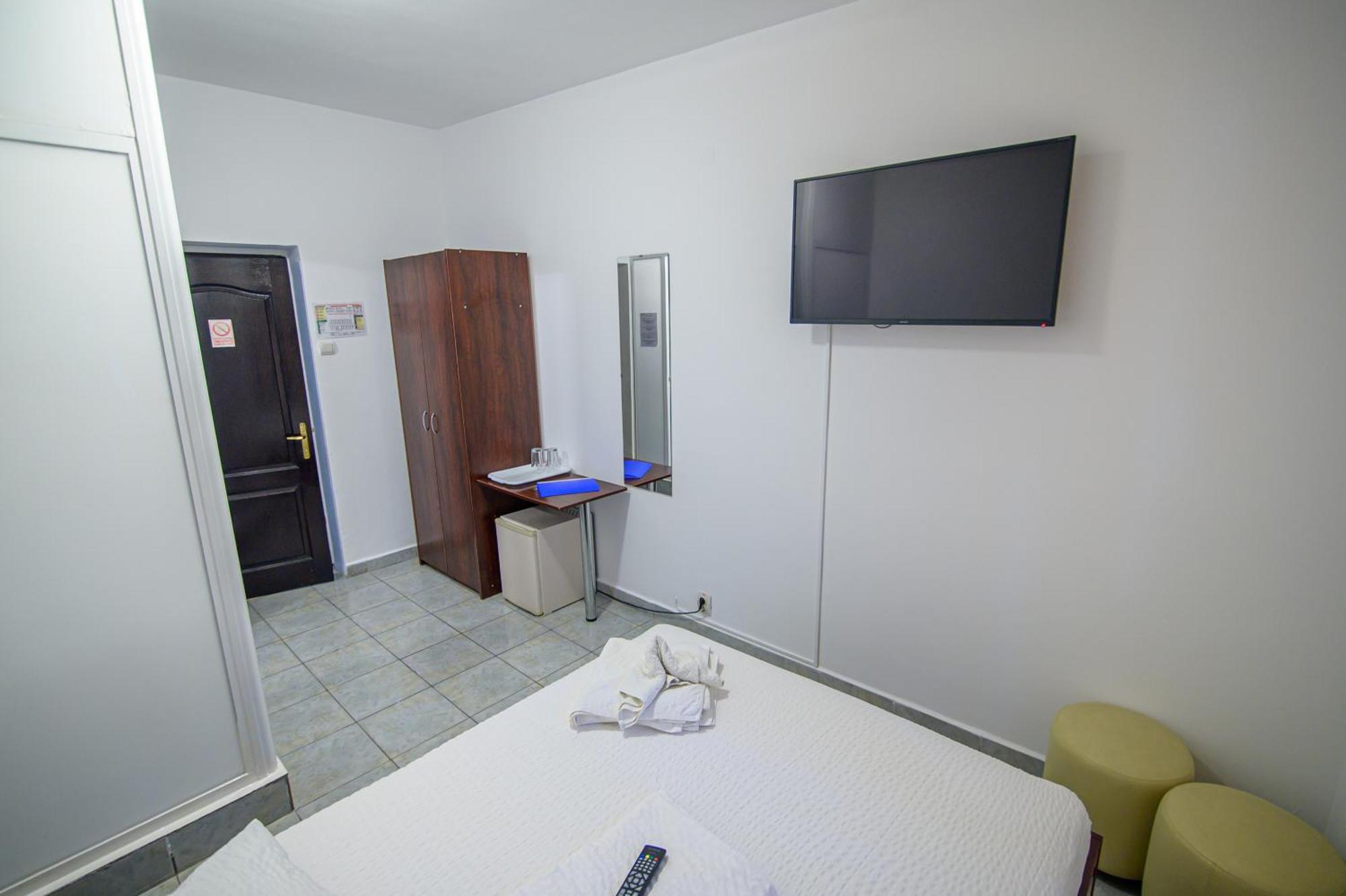 Hotel Proton ネプトゥン エクステリア 写真